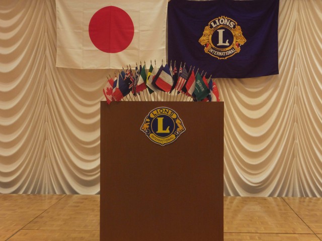 演壇マーク